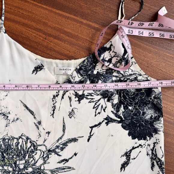 ✨ Babaton/Aritzia | Cream Floral Top | Size S ✨ - Picture 6 of 10